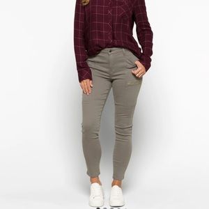 NWT PISTOLA Hannah Cargo Skinny Pant size 26